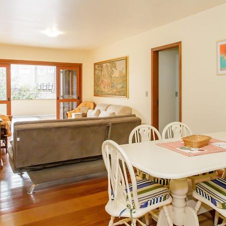 Apartamento Amplo E Aconchegante Na Av Das Hortencias No Centro De グラマド エクステリア 写真