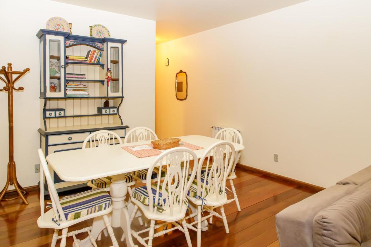 Apartamento Amplo E Aconchegante Na Av Das Hortencias No Centro De グラマド エクステリア 写真