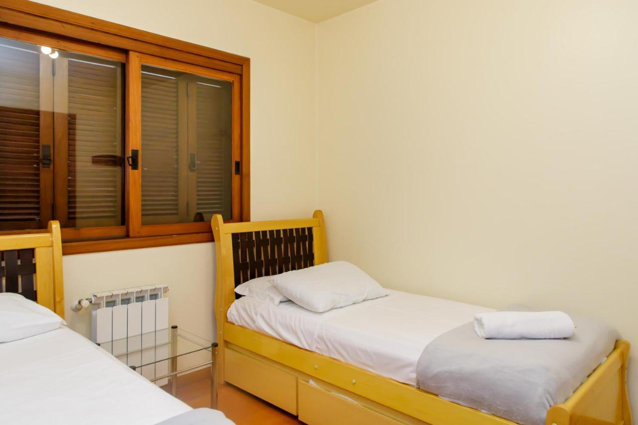 Apartamento Amplo E Aconchegante Na Av Das Hortencias No Centro De グラマド エクステリア 写真